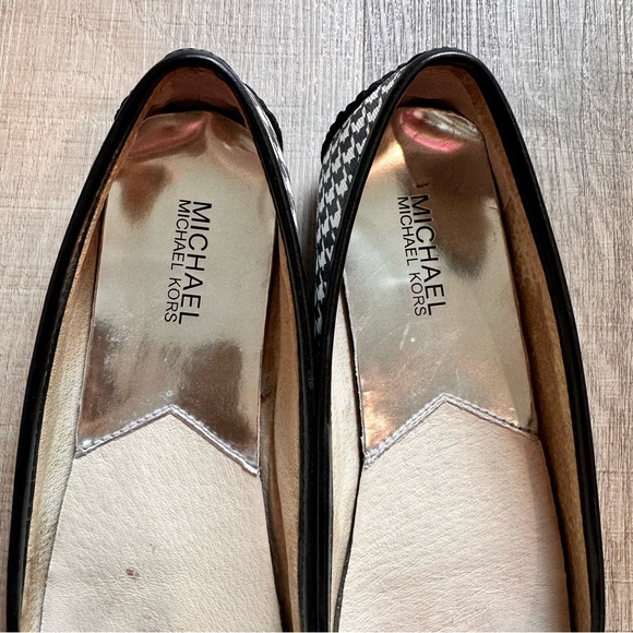 EUC Michael Kors Black and White Houndstooth Loafers 9.5 Holiday Business Casual - Picture 2 of 11
